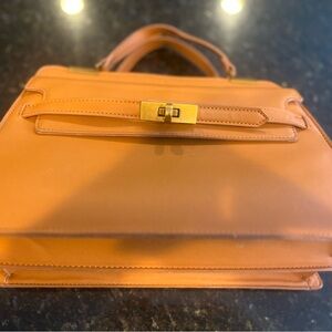 Steve Madden - Classic Structured Top-Handle Leather Bag in Cognac